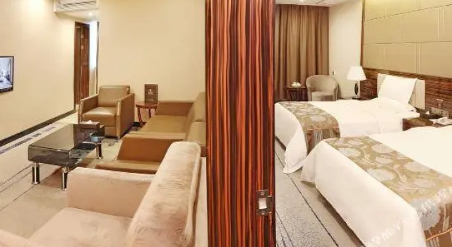 Biluohai Hotel (Guangzhou Jianggao), Boek Hotel Hotels in Guangdong met parkeren, Parkeren