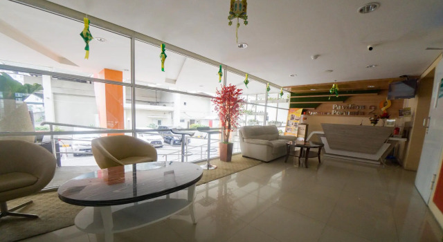 RedDoorz Apartment near Bundaran Satelit Surabaya, Buchen Sie Ferienwohnung Hotels im Zentrum von Dukuhpakis, hotels im Zentrum von Dukuhpakis