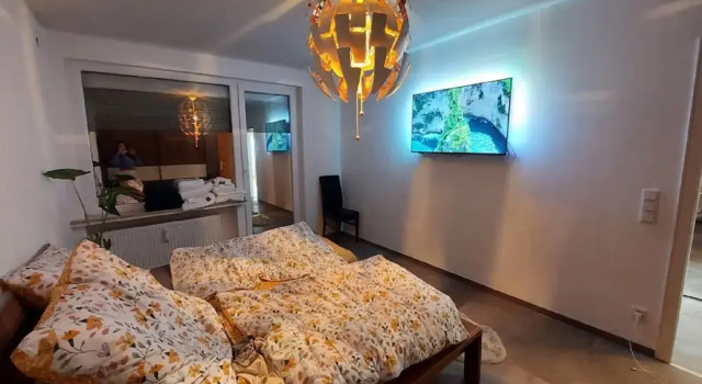 Modern Apartment With Balcony, Забронировать Апартаменты/квартира Вюрцбург Романтическая дорога, рядом с Rudolf Virchow Center for Experimental Biomedicine