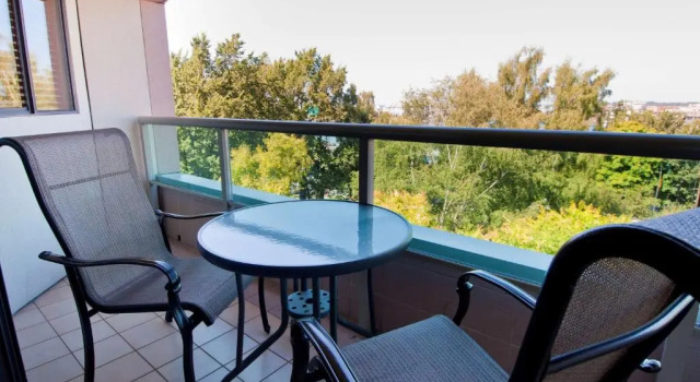 Номер Standard с балконом и с видом на парк Best Western PLUS Inner Harbour Hotel