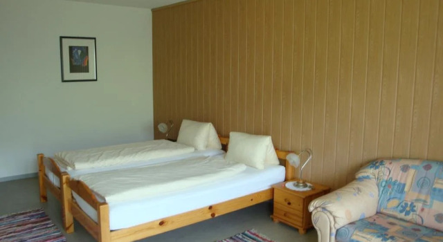 Hotel Old-Jnn, Book Hotel  