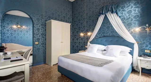 Полулюкс GKK Exclusive Private suite Venezia