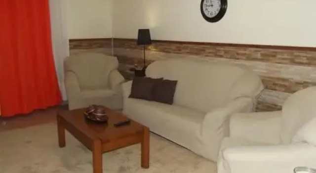 Sao Jose Guesthouse, Забронировать Гостевой дом Гостевые дома Понта Делгада, рядом с Здание мэрии города Понта-Делгада, Гостевой дом