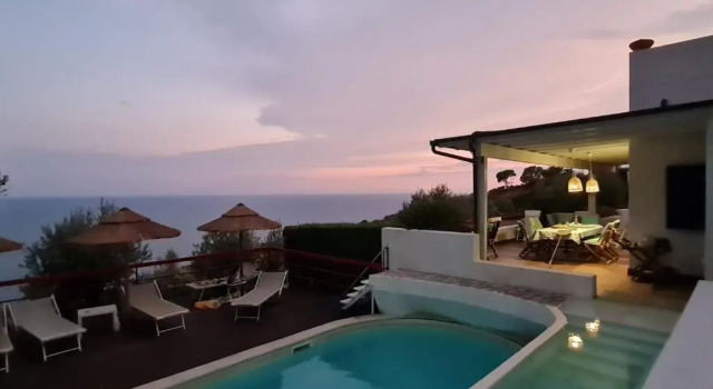Resort Luna Rossa, Book Ferieresort Resorthoteller i Lazio Coast, Ferieresort