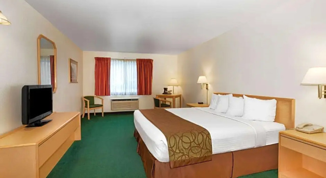 Четырёхместный номер Standard с красивым видом из окна Inn at Lander, Travelodge by Wyndham