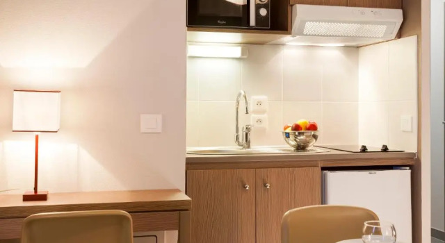 Трёхместный номер Standard Nehô Suites Porte de Genève - Gare Annemasse