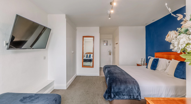 Трёхместный номер Classic Muthu Westcliff Hotel