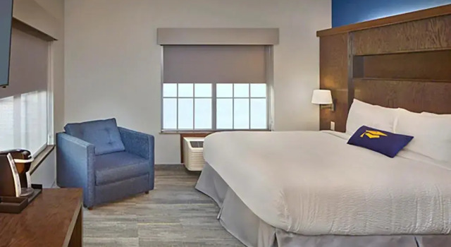 Номер Standard Scholar Morgantown, Tapestry Collection by Hilton