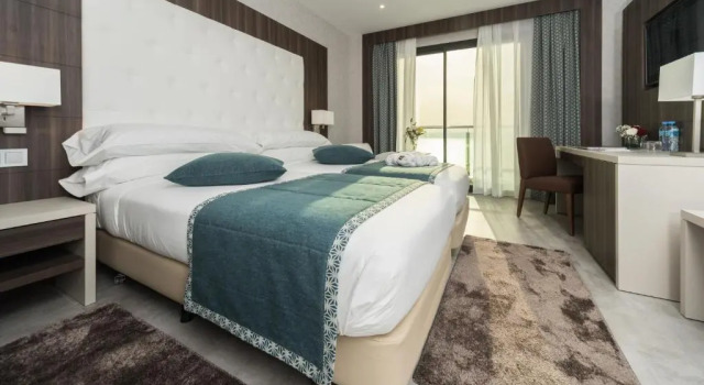Двухместный номер Standard с видом на бассейн Az Hotel Montana
