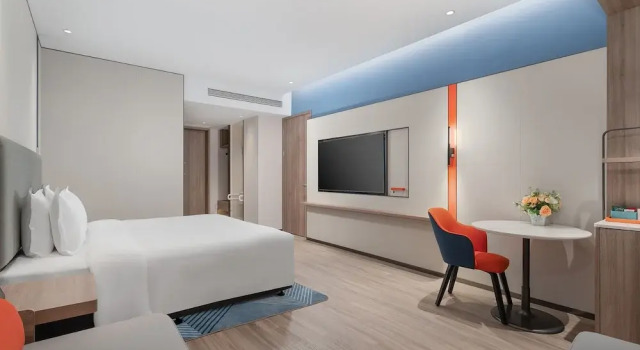 Двухместный номер Standard с балконом Holiday Inn Express Xian North Station by IHG