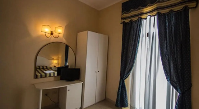 Трёхместный номер Standard Hotel Le Fonti
