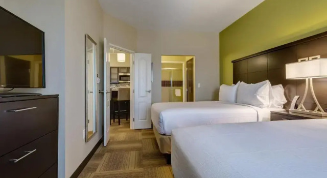 Люкс с 2 комнатами Staybridge Suites St Louis - Westport by IHG