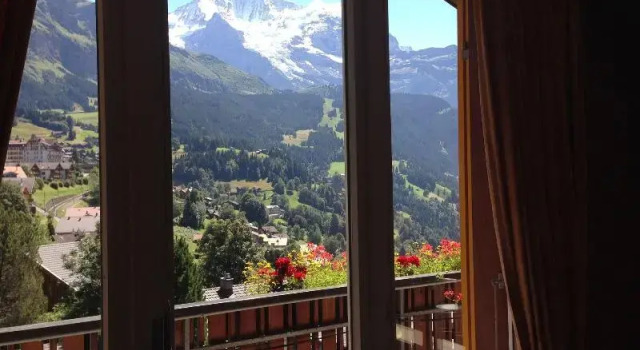 Двухместный номер Standard с видом на горы Hotel Bellevue - Traditional Swiss Hideaway