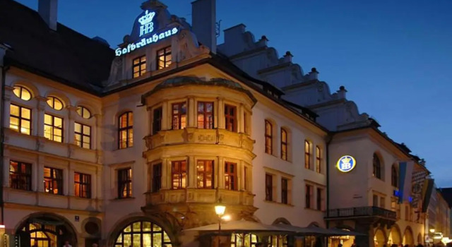 Апартаменты Artist Residence Schwabing