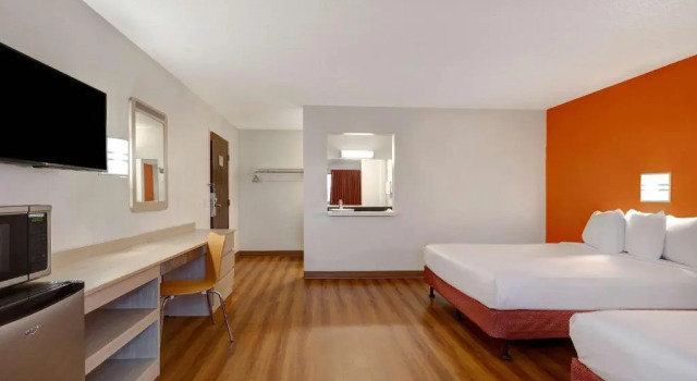 Четырёхместный номер Deluxe Motel 6-Lakeville, MN - South - Lakeville