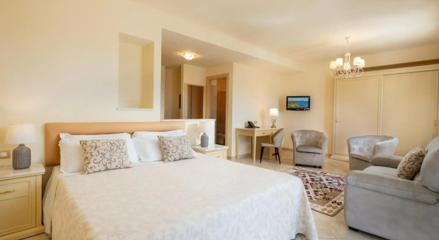 Hotel Regina Elena