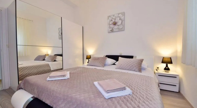 Lucije (BRC630), Prenota Hotel Hotel a Croatian Islands con piscina, Piscina