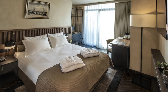Люкс Corner Hotel Bosfora Plus