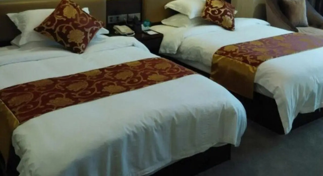 Двухместный номер Deluxe Zhongshan Zhong'ao Century Hotel
