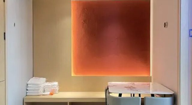 Кровать в общем номере SELI Hotel (Ailian Lake to build a city of dreams)