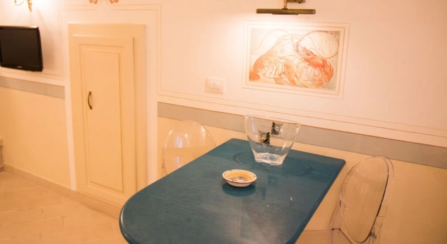 Casa Vacanza Dimore Luxury Rooms, Забронировать Отель Галлиполи Саленто, рядом с Castello di Gallipoli