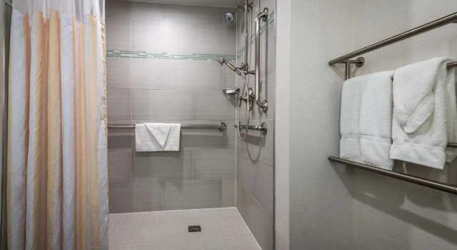 Номер Standard Hilton Garden Inn Reagan National Airport