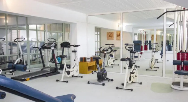 Parosland Hotel & Bungalows, Prenota Hotel Aliki Paro