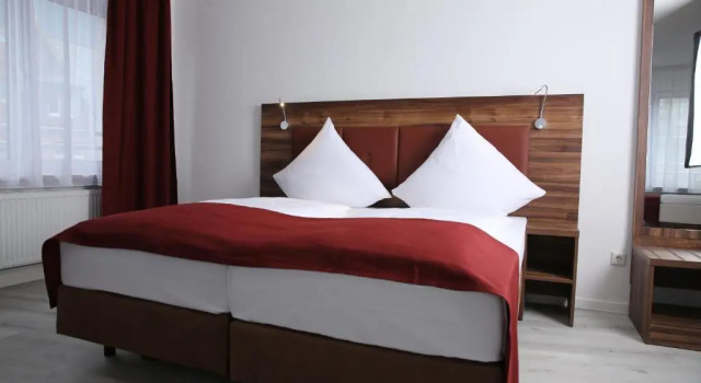 Двухместный номер Standard the sQuare hotel