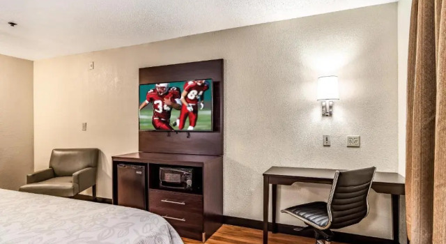 Четырёхместный номер Superior Red Roof PLUS+ & Suites Atlanta Airport South