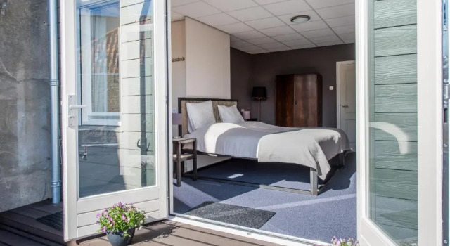 Двухместный номер Standard с балконом B&B Binnengewoon Veere