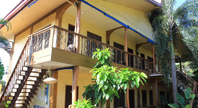 Darayonan Lodge, Book Hotel Coron Coron
