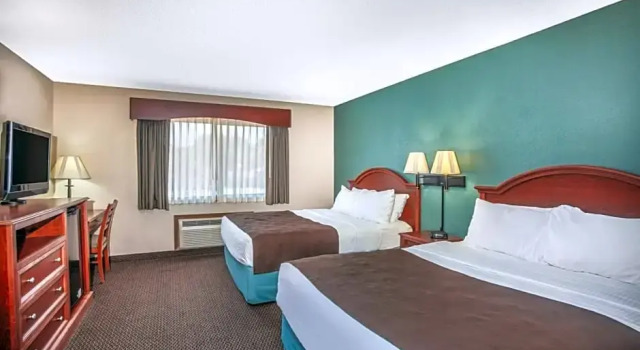 Номер Deluxe AmericInn by Wyndham St. Peter