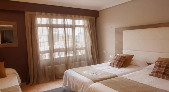 Трёхместный номер Standard Hotel Spa El Muelle de Suances