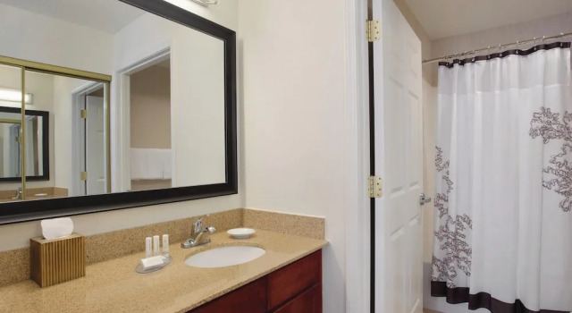 Номер Standard Residence Inn Marriott Joplin