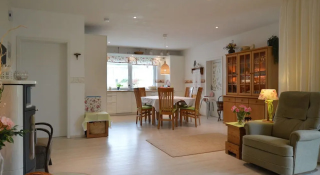 Luxurious Holiday Home in Oos Eifel with Sauna, Забронировать Отель Герольштайн Vulkan Eifel, 3* 4*