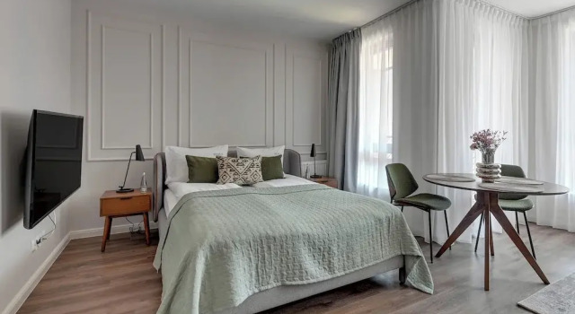Люкс Deluxe Lion Apartments - Apartments & Studio
