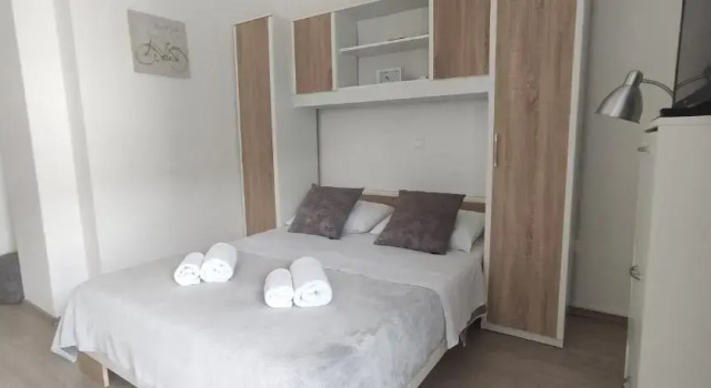 Apartments M&M, Prenota Appartamento Hotel a Isole Quarnerine con parcheggio, Parcheggio