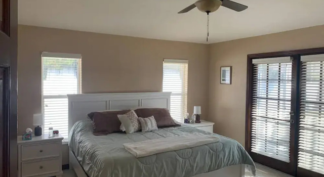 Коттедж King BED Hottub Palm Coast