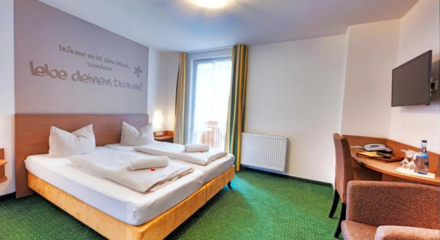 Двухместный номер Comfort с балконом Hotel Restaurant Schwörer