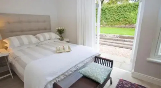 Wedgwood Cottage, Забронировать Дом для отпуска Коттеджи Константия, рядом с Constantia Village, Коттедж