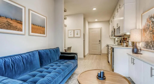 Апартаменты Sentral East Austin at 1630 E Sixth