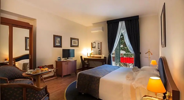 Номер Superior Massimo Plaza Hotel