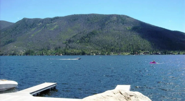 Люкс Western Riviera Lakeside Lodging