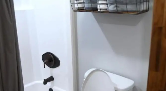 Luksusowy dwuosobowy pokój piwnica Heidi Motel - Helen