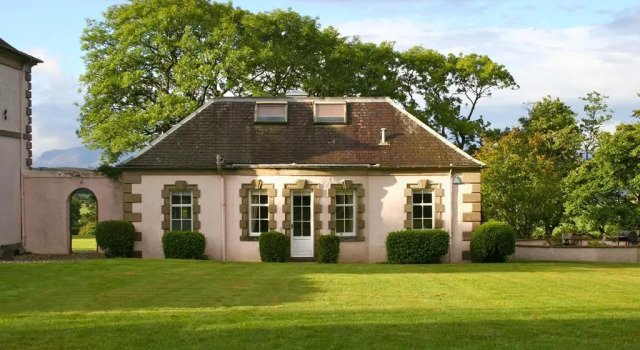 The Coach House at Stewart Hall, Забронировать Дом для отпуска Ротсей Isle of Bute