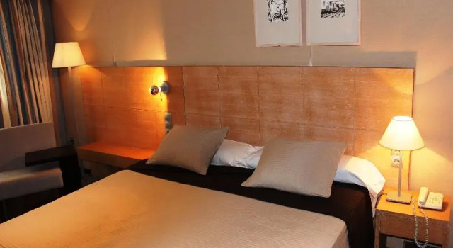 Двухместный номер Standard с балконом Eurohotel Castellón