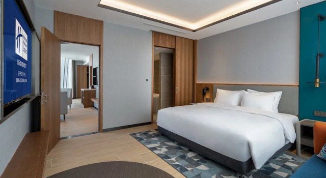 Люкс с 2 комнатами Holiday Inn Express Jining Cultural Center by IHG