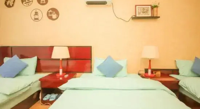 Camera tripla Standard Meet Inn Dali