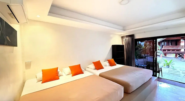 Четырёхместный номер Standard Sabaii Bay Resort