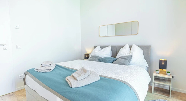Premium 2BR & 1LR Apt with Skyline View, Забронировать Апартаменты/квартира Братислава Братиславский край